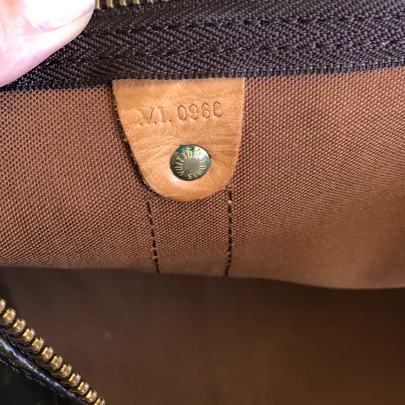 ❌ SOLD ❌ Louis Vuitton Keepall 60 Bandouliere - Picture 5 of 8